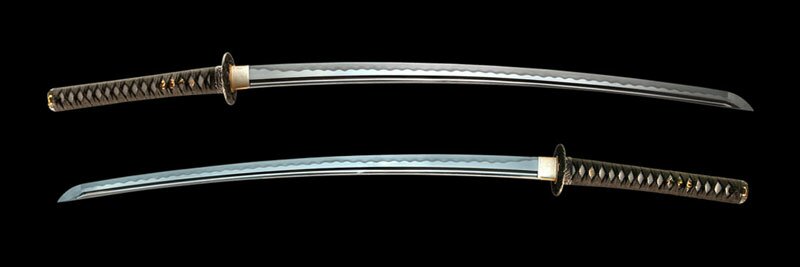 Dynasty Forge 29`` Tamahagane Katana with Bo-Hi in Wave Theme