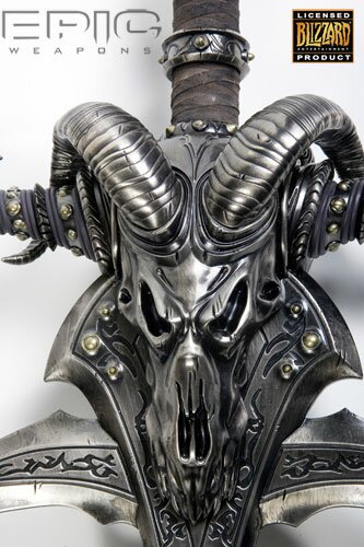 Miecz Frostmourne - Ostrze Mrozu z gry Warcraft