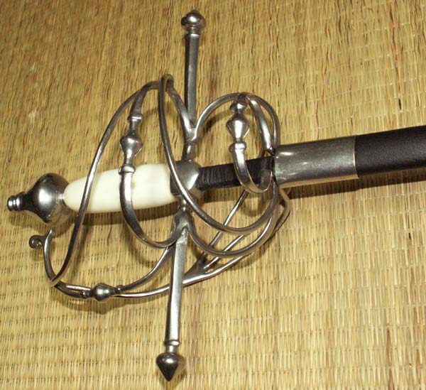Hanwei Bone Handled Swept Hilt Rapier