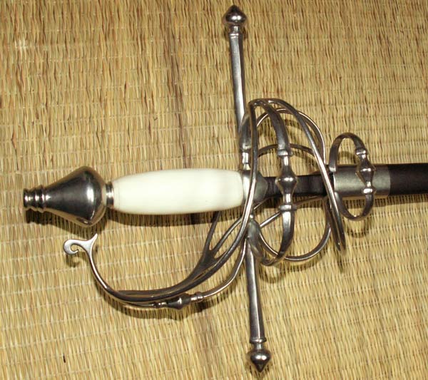 Hanwei Bone Handled Swept Hilt Rapier