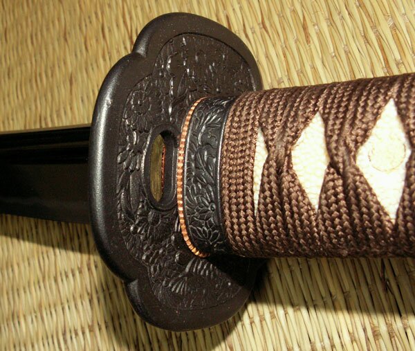 Dynasty Forge 29`` Daimyo 1095 Katana with Bo-Hi in Mokko Cherry Theme