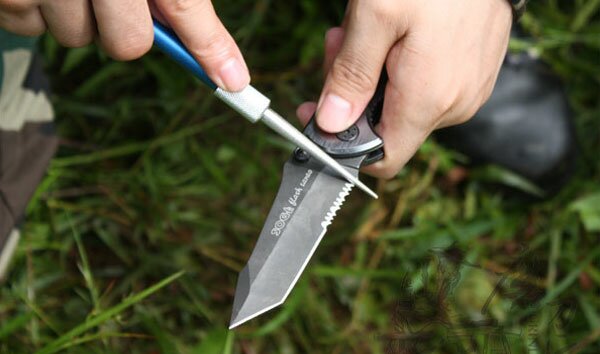 Kieszonkowa ostrzałka diamentowa do noży dwustronna Taidea