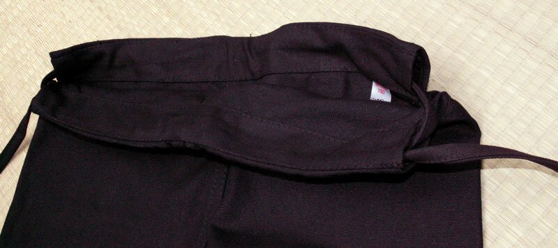 Karategi czarne 12oz - Kimono do karate