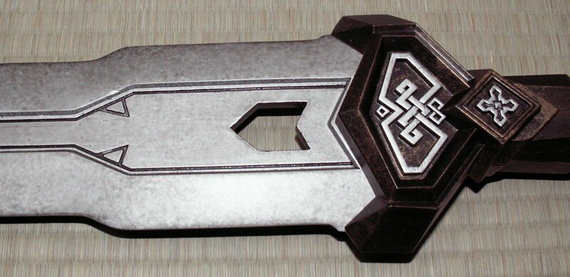Krasnoludzki miecz Thorina z filmu Hobbit - Thorin`s Dwarven Sword Replica 
