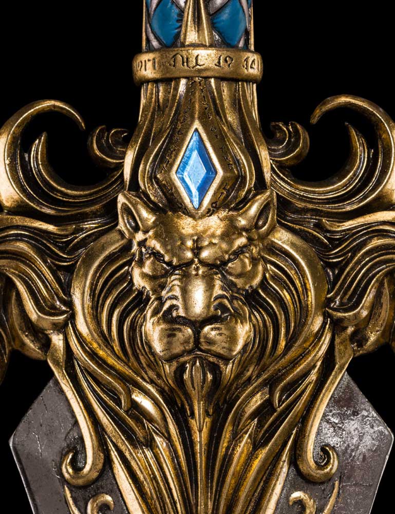 Miecz z filmu Warcraft The Sword of King Llane Weta workshop