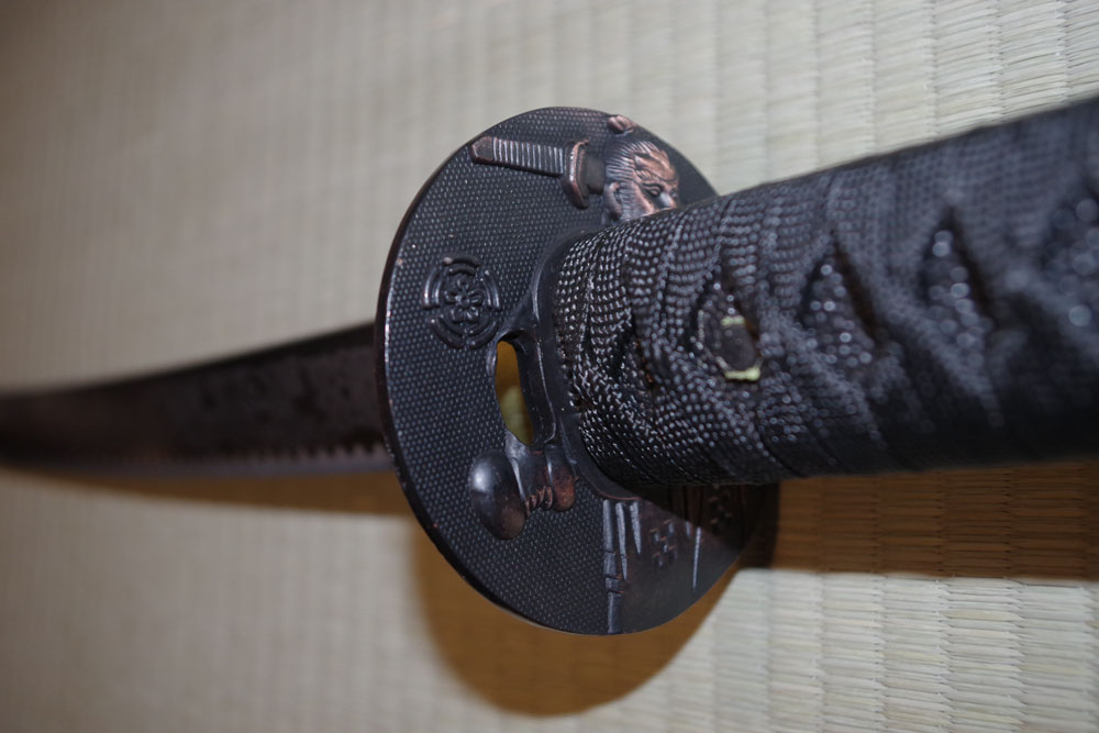 Katana Ozdobna z Dekoracyjnym Pudełkiem