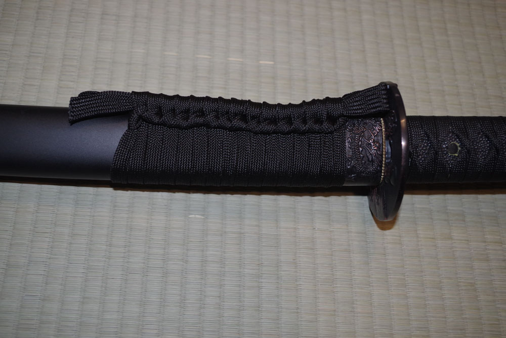 Katana Ozdobna z Dekoracyjnym Pudełkiem