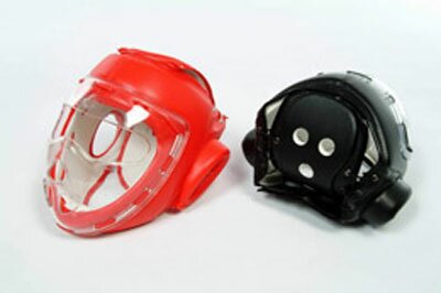 Czarny kask z maską - sztuczna skóra Czarny kask z maską - sztuczna skóra