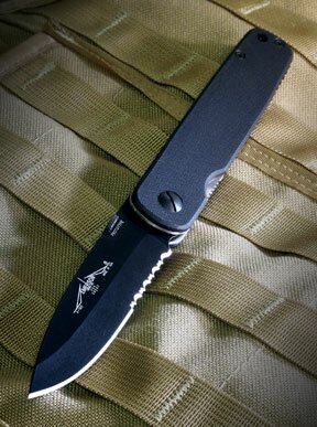 Nóż Składany Emerson A-100 Black Serrated Nóż Składany Emerson A-100 Black Serrated
