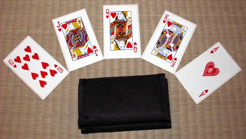 ``Royal Flush`` - SS card throwers, red ``Royal Flush`` - SS card throwers, red