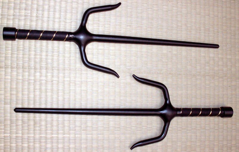 Sztylety Sai 18'' Okrągłe Czarne